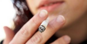 آیا سیگار کشیدن در روند بهبود پوست تاثیر می گذارد؟