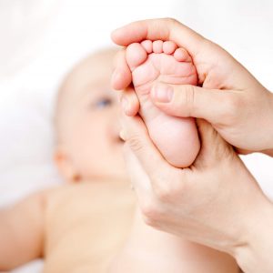 infant-massage-foot-300×300